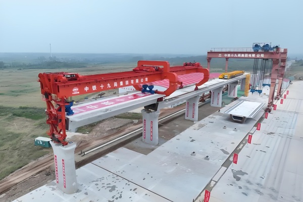 高壓大排量混凝土輸送設(shè)備成為了高鐵橋梁建設(shè)中的幕后“功臣”